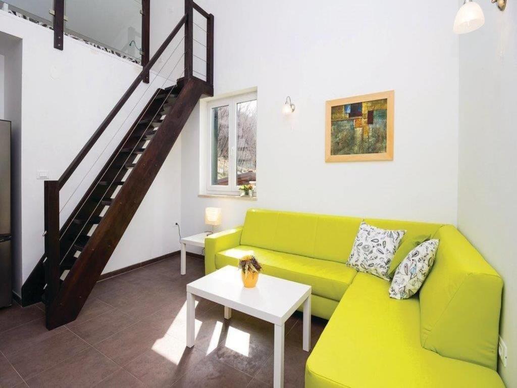 Apartments Grzic Porozina エクステリア 写真