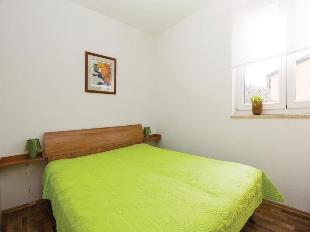 Apartments Grzic Porozina エクステリア 写真